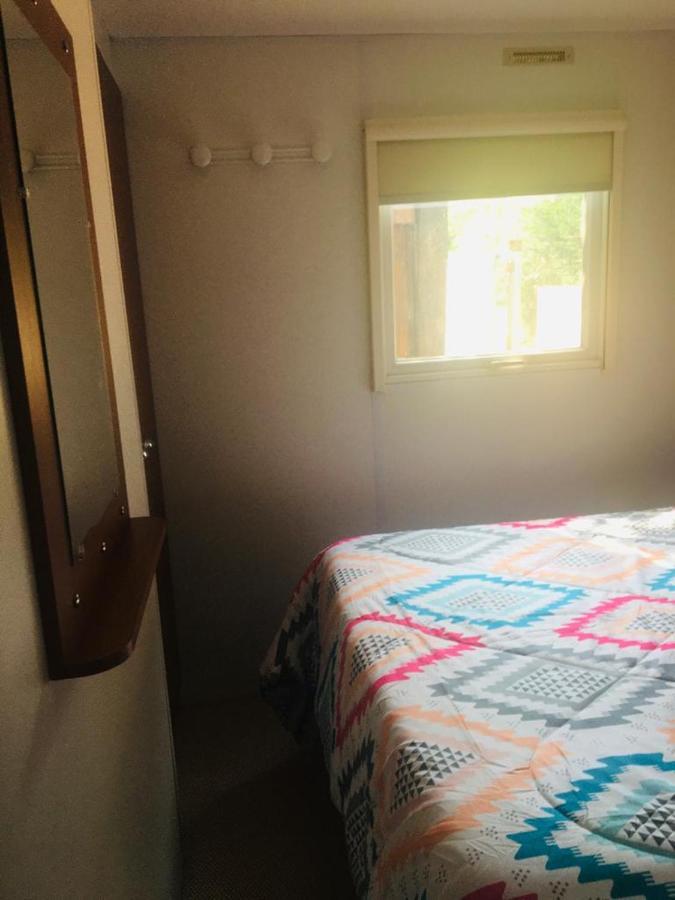 Mobil-Home Sur Terrain Prive Сериньян Экстерьер фото
